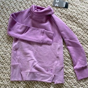 Girls under Armour sweatshirt. Size small